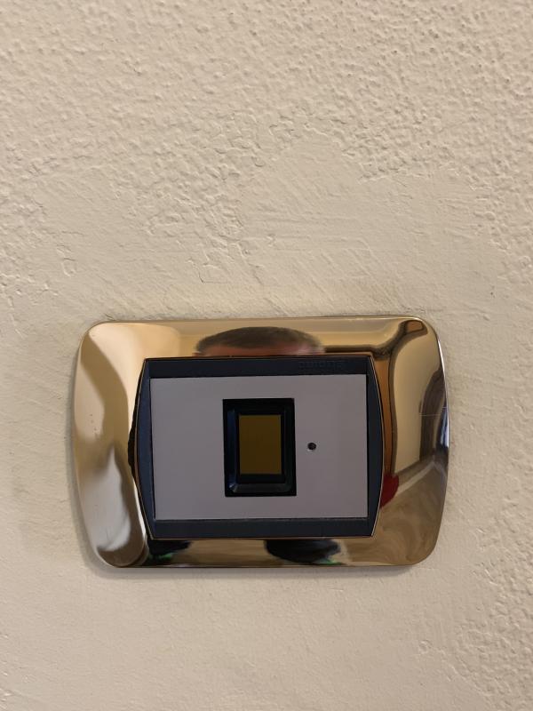 Gestione accessi con lettore biometrico di controllo impronte